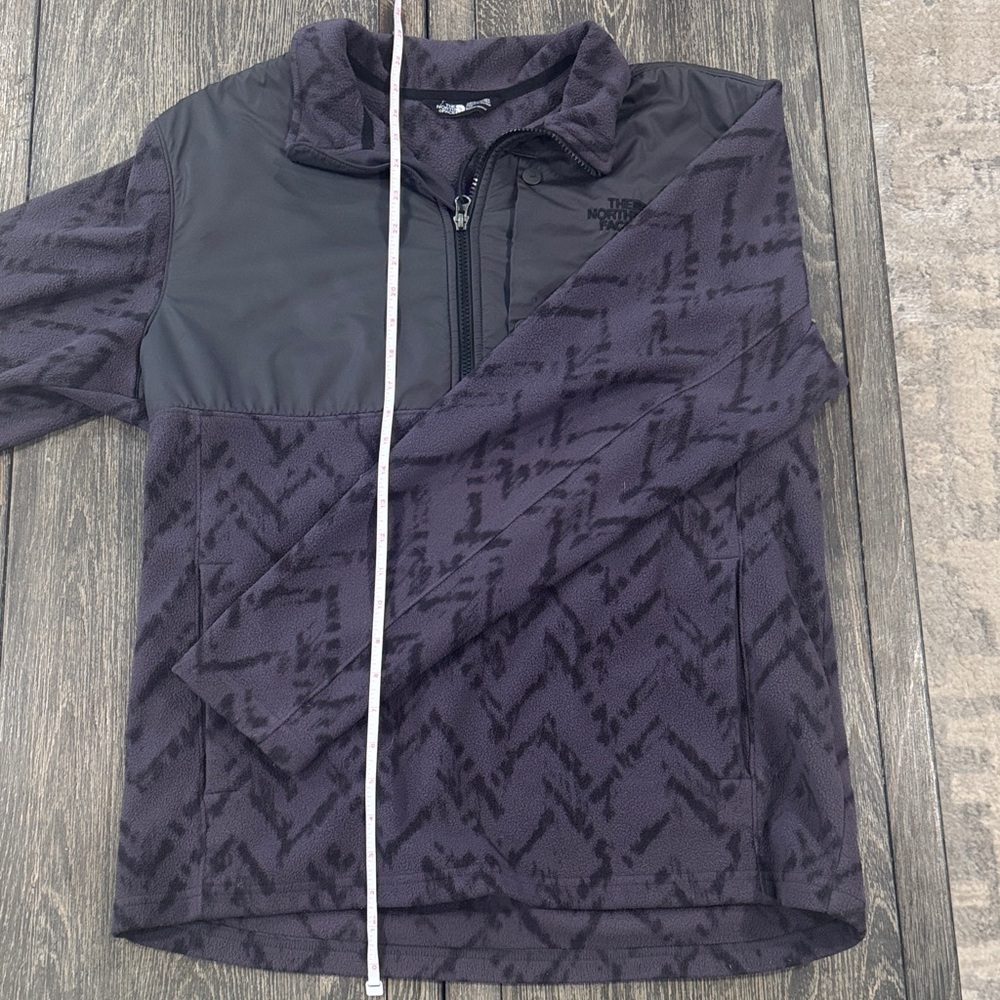 The North Face Black and Dark Gray Patterned Fleece